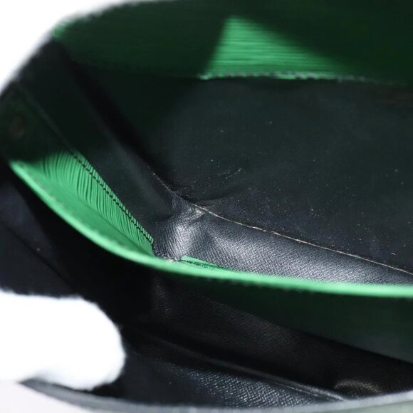 LOUIS VUITTON Epi Cartouchiere MM Shoulder Bag Green M52244 LV Auth 139110 - Picture 11 of 16